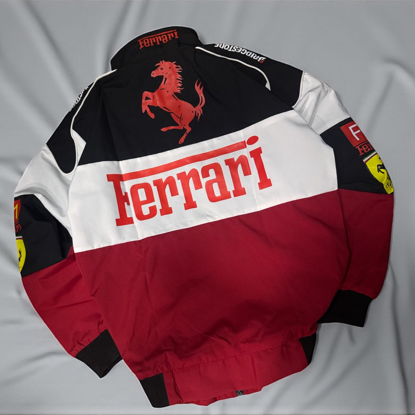Trio Ferrari F1 Vintage Racing Jacket – Iconic Motorsport Heritage