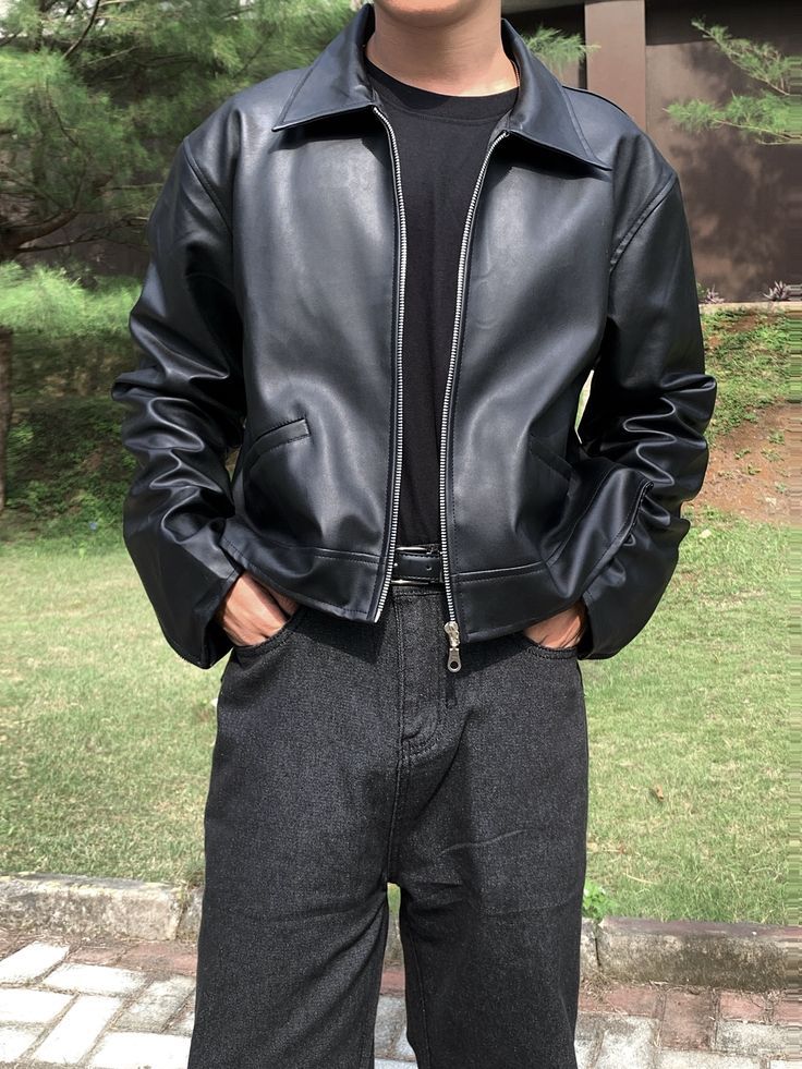 Classic Black Genuine Leather Jacket – Iconic Style