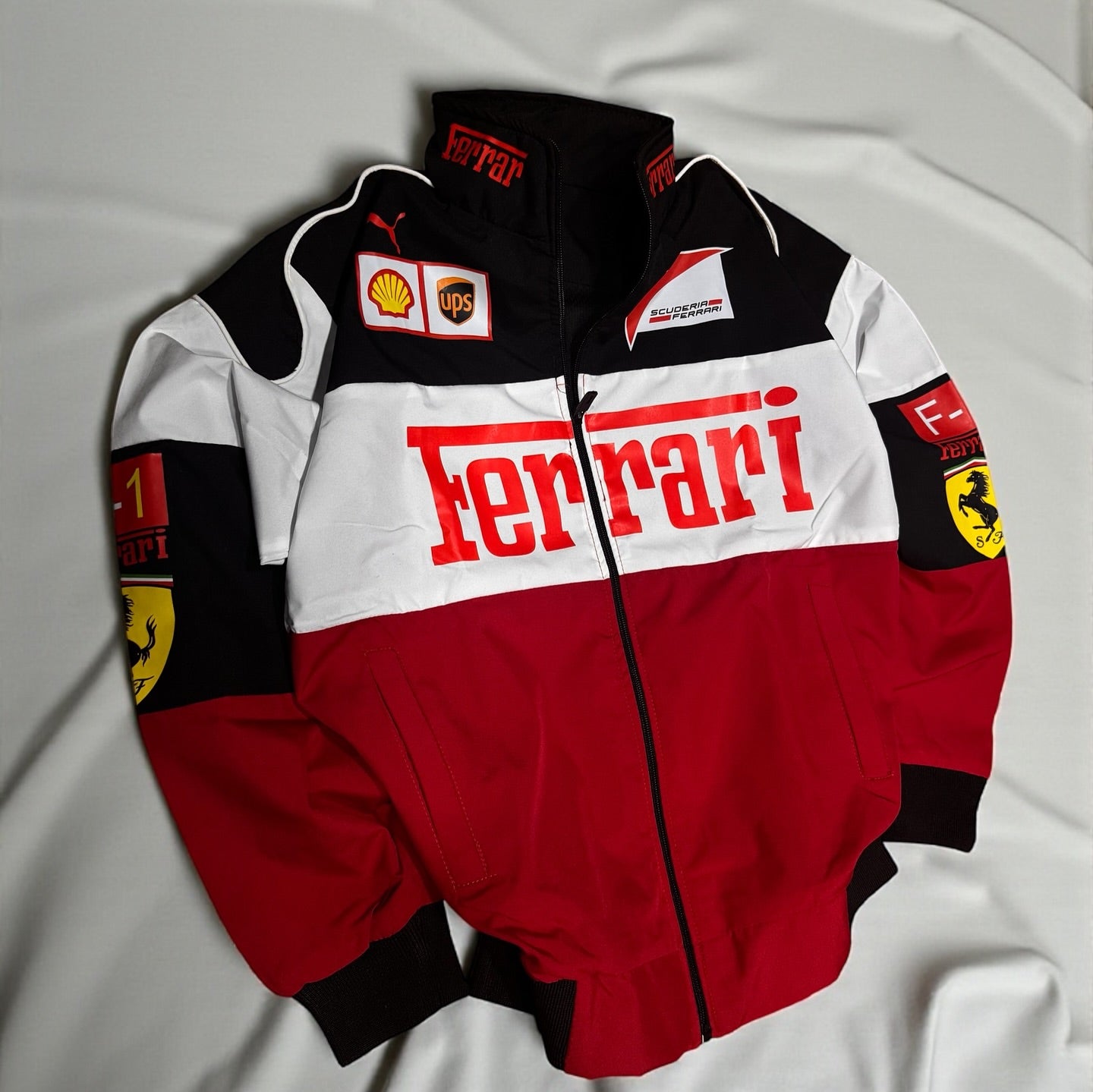 Trio Ferrari F1 Vintage Racing Jacket – Iconic Motorsport Heritage